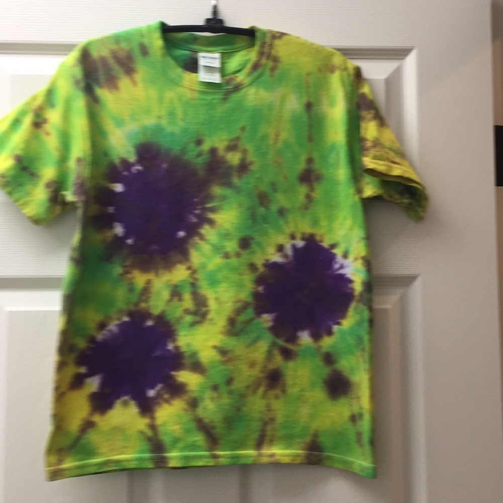 Handmade tie dye t shirt NWOT